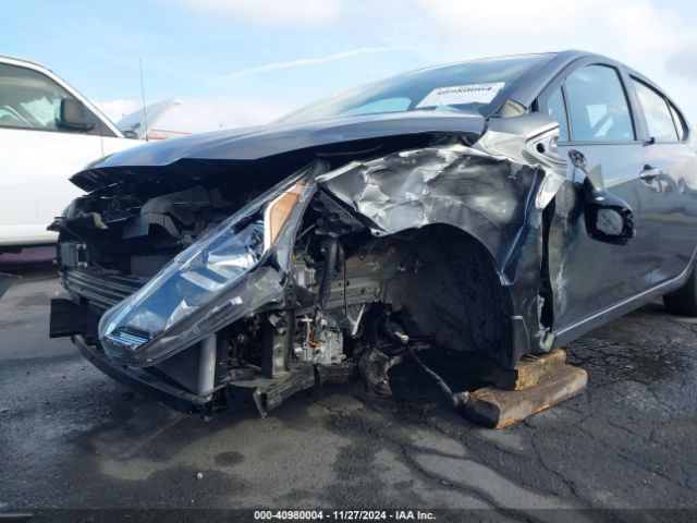 3N1CN8EV9LL919152 Nissan Versa Sv Xtronic Cvt