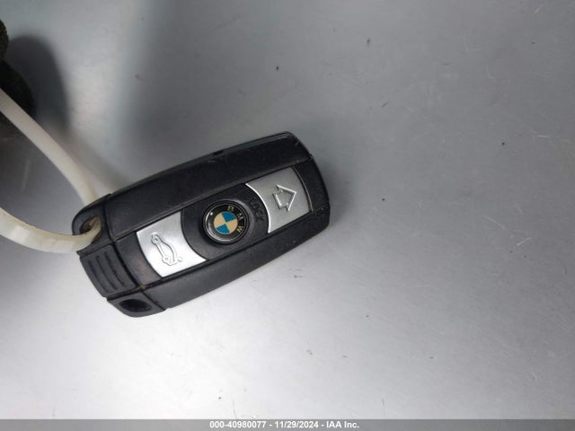 WBAVM1C56FV318303 BMW X1 Sdrive28i