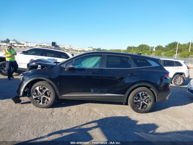 5XYK33DF9SG256716 KIA Sportage Ex