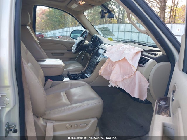 2010 CADILLAC ESCALADE 1GYUCCEF7AR160391 Photo 4