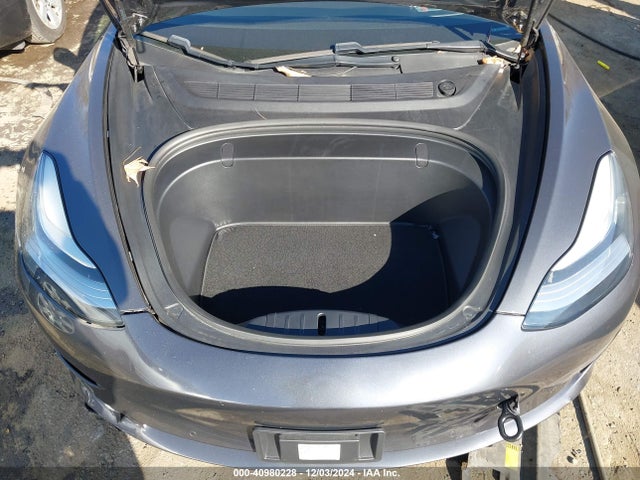 2018 TESLA MODEL 3 5YJ3E1EB1JF115773 Photo 9