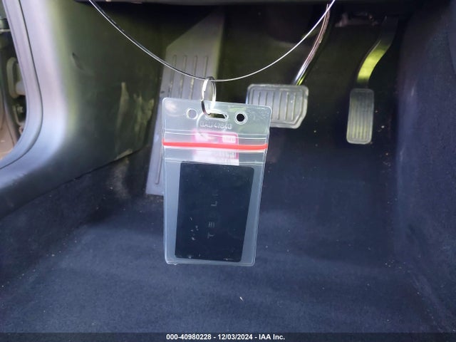2018 TESLA MODEL 3 5YJ3E1EB1JF115773 Photo 10
