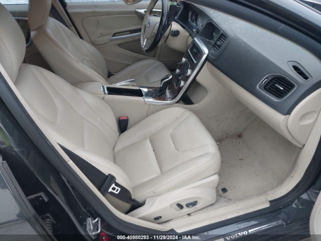 2016 VOLVO V60 YV140MEK9G1301156 Photo 4