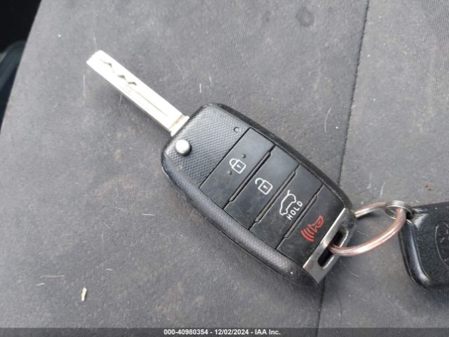 5XYPGDA31GG158734 KIA Sorento 2.4l Lx