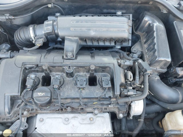 2010 MINI COOPER WMWMF3C52ATZ24221 Photo 9