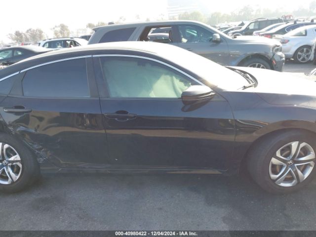 2HGFC2F52JH530579 Honda Civic Lx