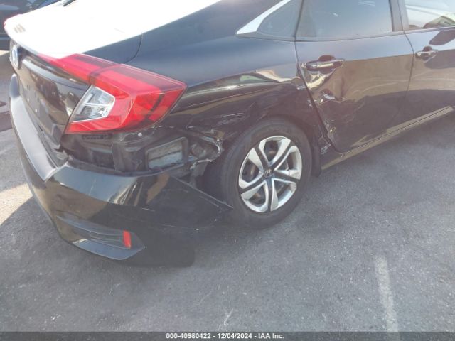 2HGFC2F52JH530579 Honda Civic Lx