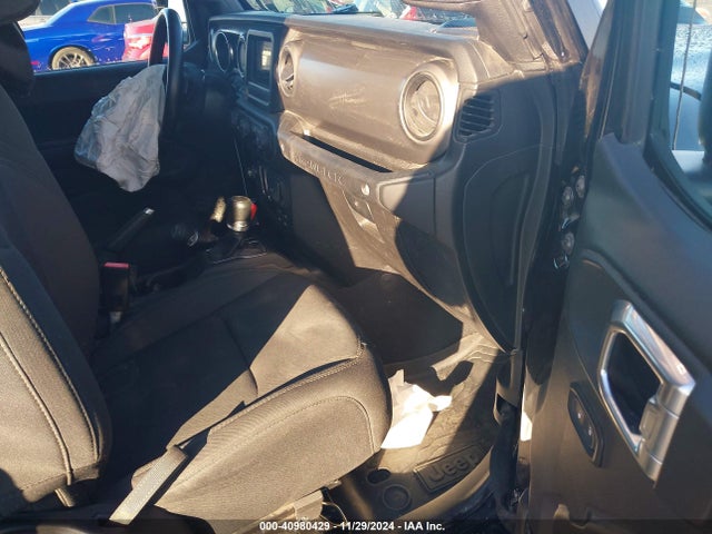 1C4HJXAG6MW669297 Jeep Wrangler Sport S 4x4