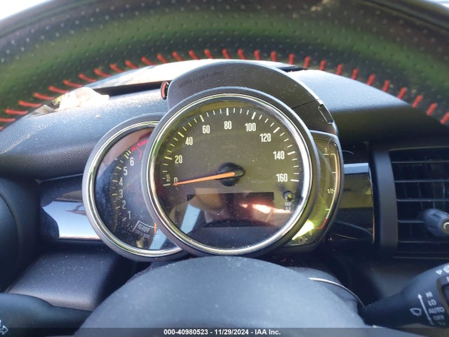 2019 MINI HARDTOP 4 DOOR WMWXU3C5XK2L07448 Photo 6