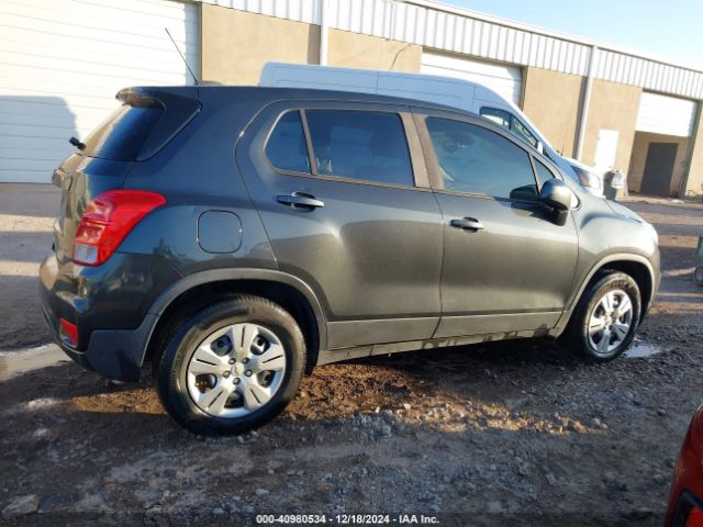3GNCJKSB0KL115473 Chevrolet TRAX LS