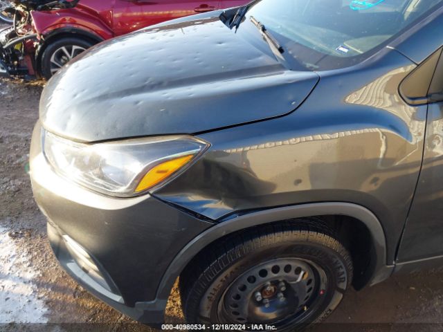 3GNCJKSB0KL115473 Chevrolet TRAX LS