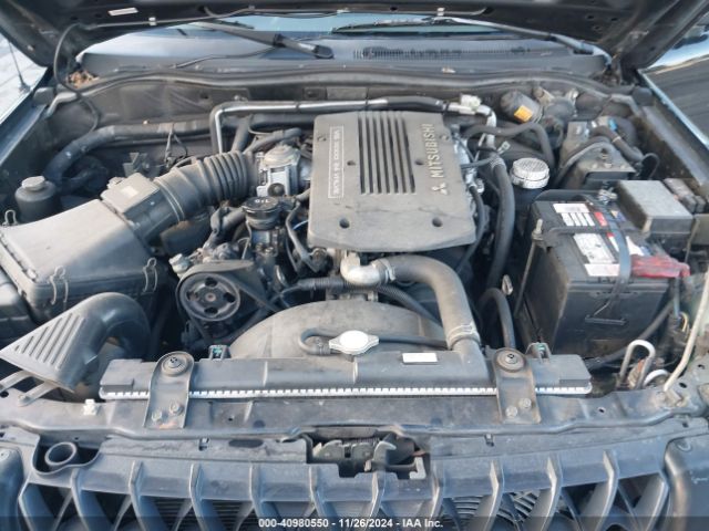 2000 MITSUBISHI MONTERO SPORT JA4LS31H2YP817030 Photo 9