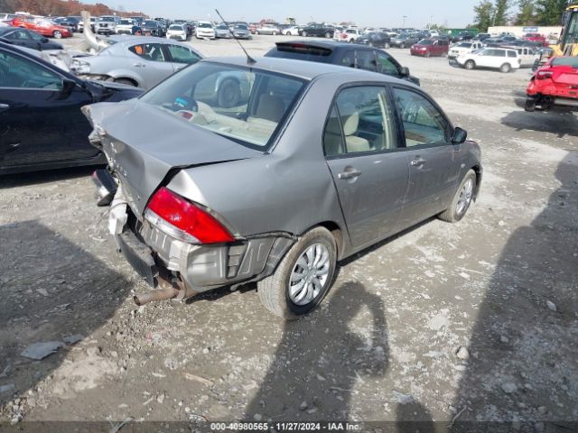 2003 MITSUBISHI LANCER JA3AJ26E93U115028 Photo 3