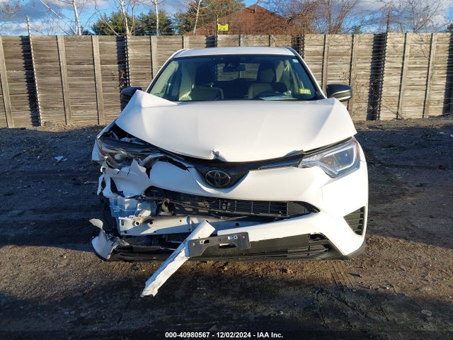 Toyota RAV4 LE 2018 JTMBFREV8JJ227299 Image 13