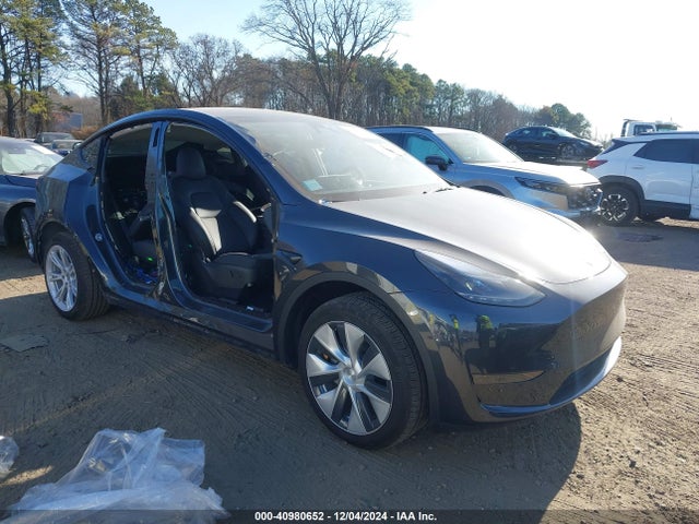 2024 TESLA MODEL Y 7SAYGDEDXRF028536 Photo 5