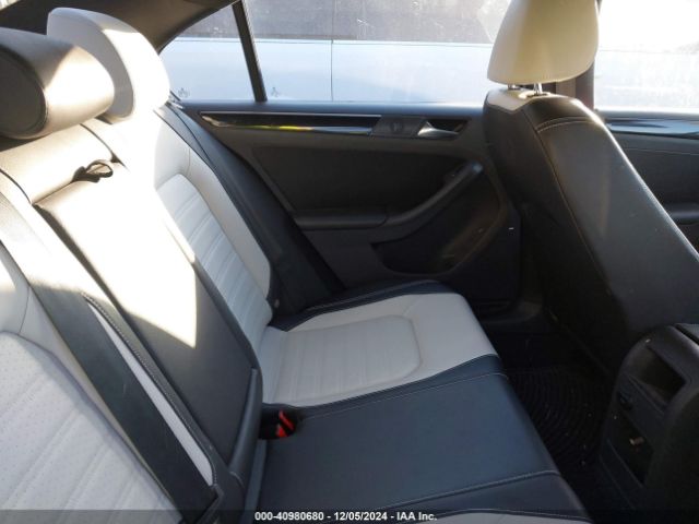 3VWD17AJXFM408300 Volkswagen Jetta 1.8t Sport