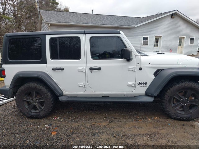 1C4HJXDG2LW187890 Jeep Wrangler Unlimited Sport Altitude 4x4