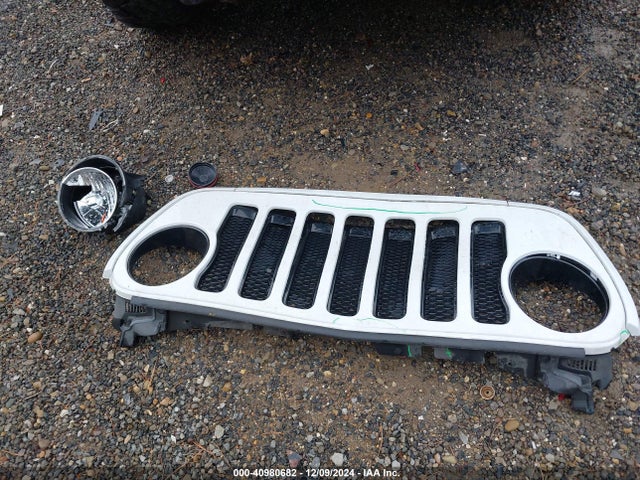 1C4HJXDG2LW187890 Jeep Wrangler Unlimited Sport Altitude 4x4