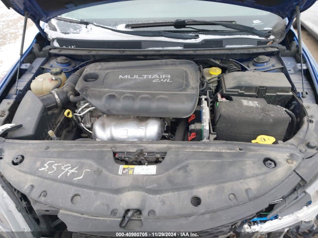 Chrysler 200 Limited 2015 1C3CCCAB1FN532962 Image 10