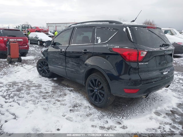 Ford ESCAPE SE 2019 1FMCU9GD5KUC24046 Image 3