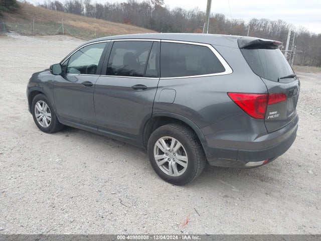 Honda PILOT LX 2017 5FNYF5H16HB003039 Image 3