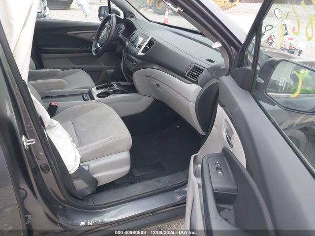 Honda PILOT LX 2017 5FNYF5H16HB003039 Image 5