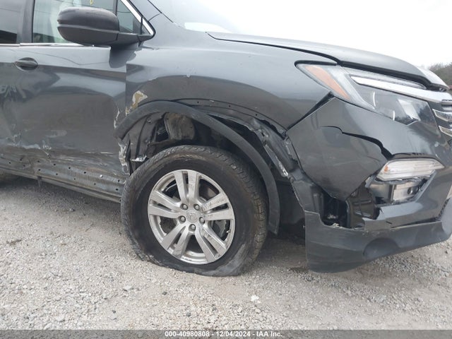 Honda PILOT LX 2017 5FNYF5H16HB003039 Image 6
