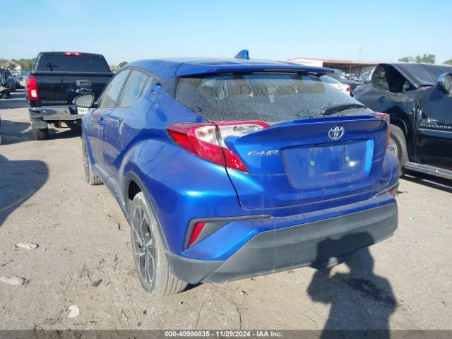 JTNKHMBX2L1089325 Toyota C-HR XLE
