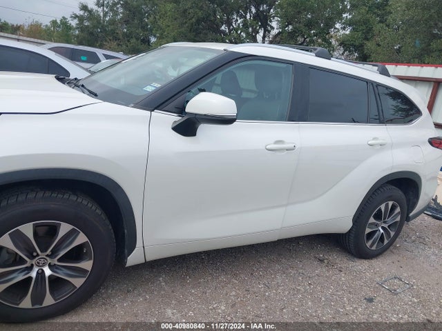 Toyota Highlander Xle 2020 5TDGZRAH4LS505263 Image 15