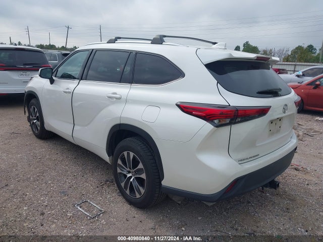 Toyota Highlander Xle 2020 5TDGZRAH4LS505263 Image 3