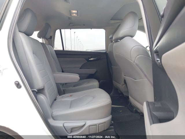 Toyota Highlander Xle 2020 5TDGZRAH4LS505263 Image 8