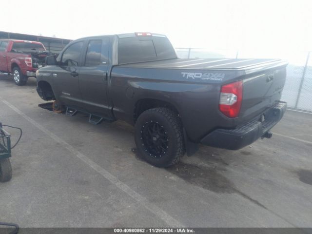 5TFUW5F16HX611540 Toyota Tundra Sr5 5.7l V8