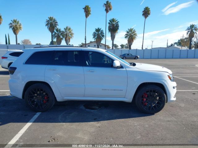 1C4RJFDJ3FC827945 Jeep Grand Cherokee Srt