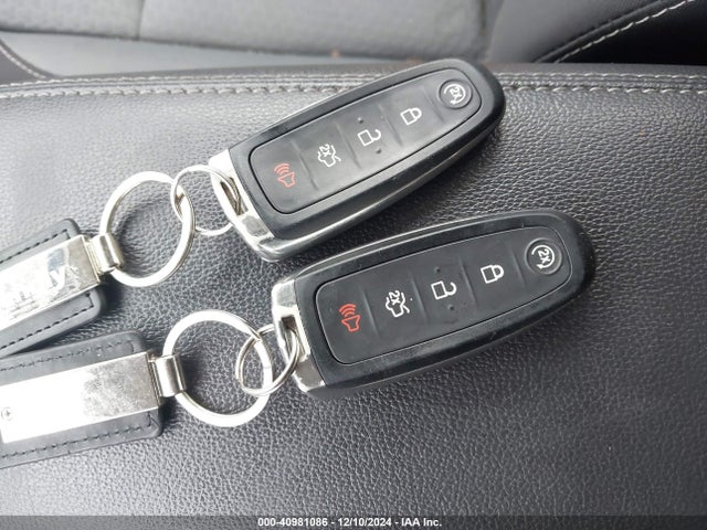 Ford ESCAPE SE 2019 1FMCU9GD9KUA37604 Image 11