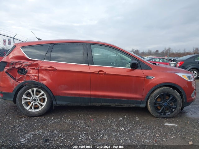 Ford ESCAPE SE 2019 1FMCU9GD9KUA37604 Image 14
