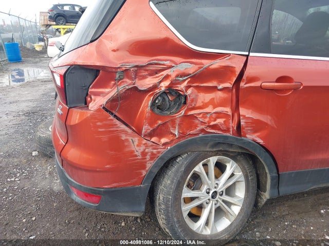 Ford ESCAPE SE 2019 1FMCU9GD9KUA37604 Image 6