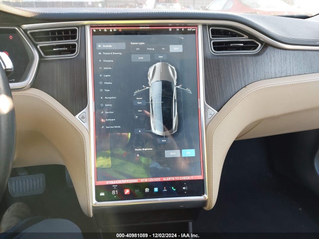 2013 TESLA MODEL S 5YJSA1CN7DFP22690 Photo 6