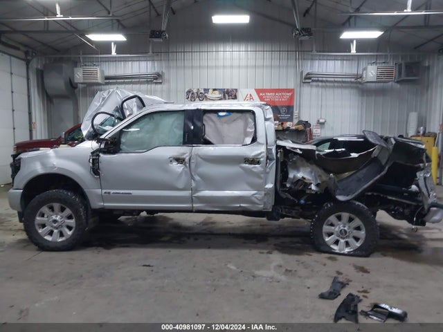 Ford F-250 Platinum 2017 1FT7W2BT4HEC92587 Image 13
