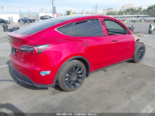 2021 TESLA MODEL Y 5YJYGDEE4MF097088 Photo 3
