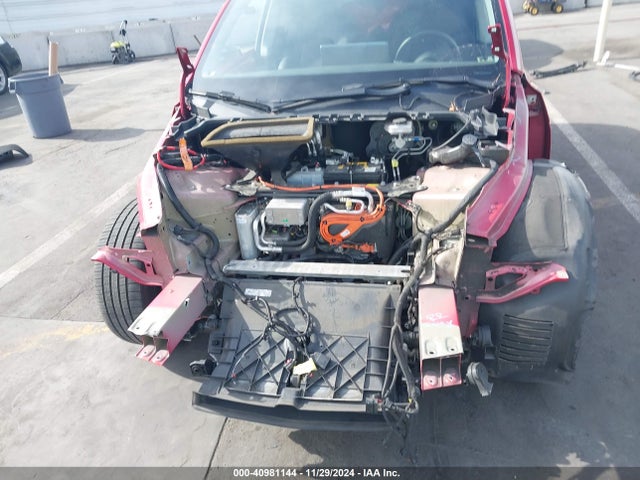 2021 TESLA MODEL Y 5YJYGDEE4MF097088 Photo 5