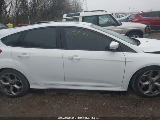 1FADP3L95FL285977 Ford FOCUS ST