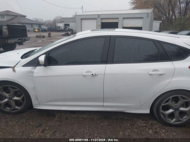 1FADP3L95FL285977 Ford FOCUS ST