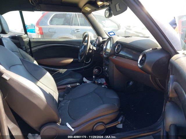 2011 MINI COOPER WMWZP3C52BT249300 Photo 4