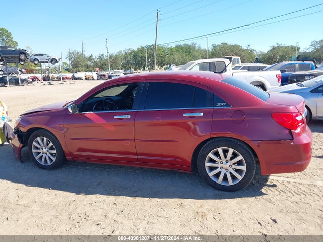 Chrysler 200 Limited 2014 1C3CCBCG9EN167576 Image 14