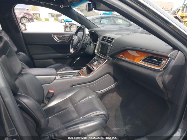 1LN6L9NC2K5612906 Lincoln Continental Reserve