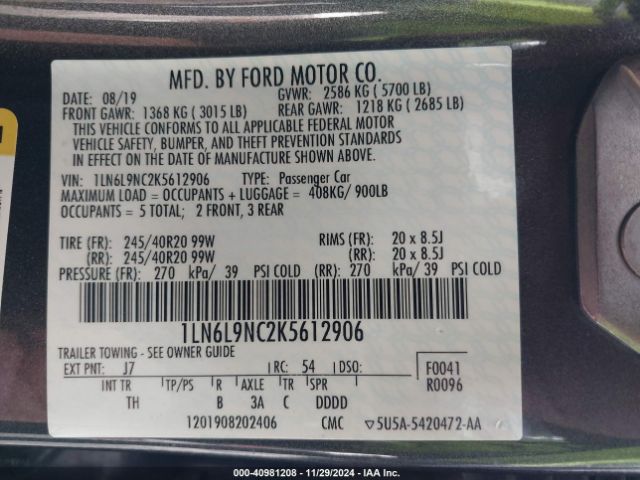 1LN6L9NC2K5612906 Lincoln Continental Reserve