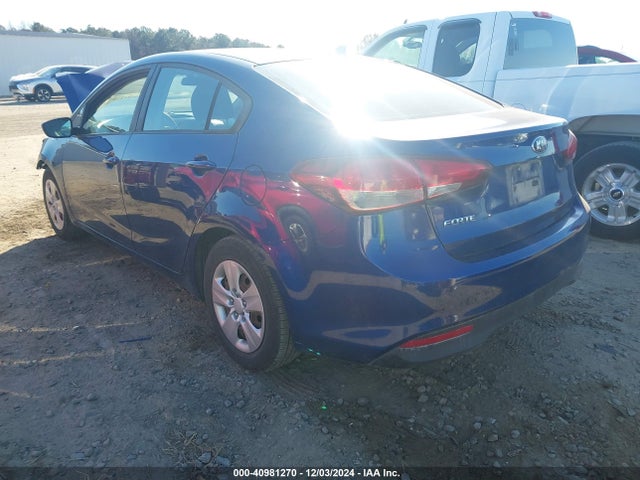 KIA FORTE LX 2018 3KPFK4A7XJE182600 Image 3