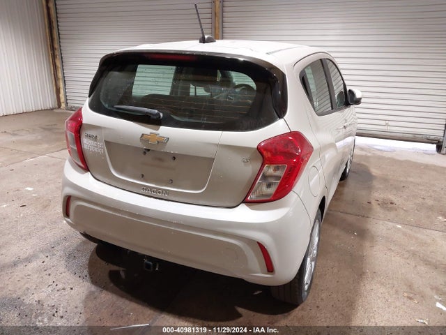 Chevrolet Spark 1lt Cvt 2017 KL8CD6SA9HC832188 Image 4