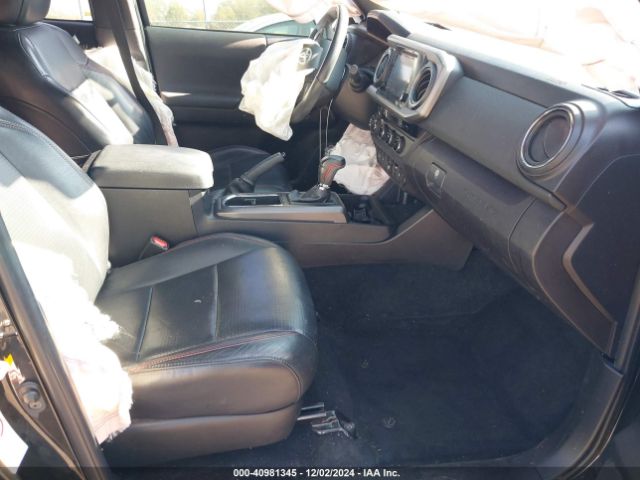 5TFCZ5AN2JX130266 Toyota Tacoma Trd Pro