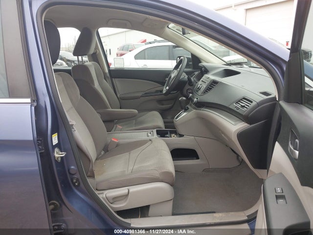 Honda CR-V LX 2014 3CZRM3H32EG714317 Image 5